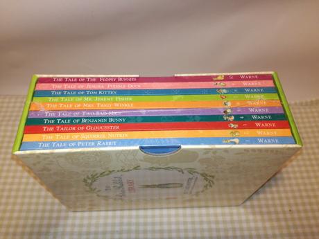 Peter rabbit library nau21,