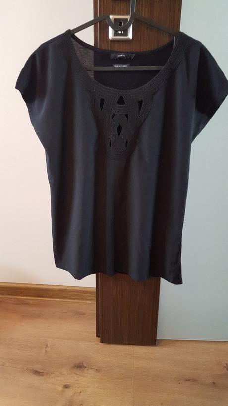 1x oblecena elegantna bluzka, reserved,s