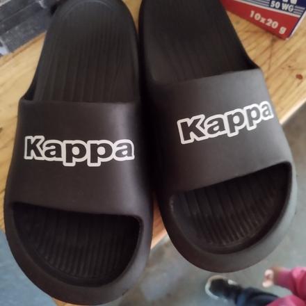 Slapky, kappa,42