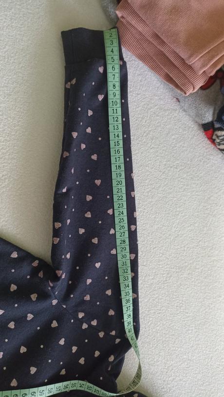 Mikiny a tepláky veľ.122, sinsay,122