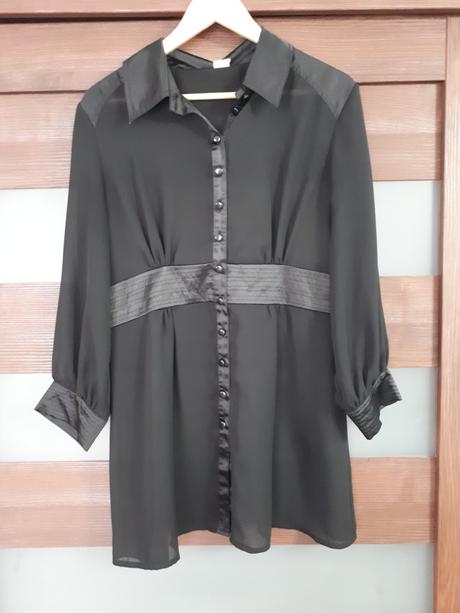 Priehľadná blúzka, 42