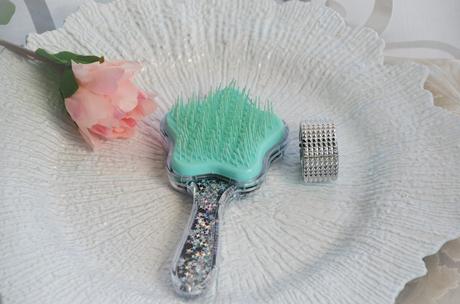 Kefa na vlasy+gumička,