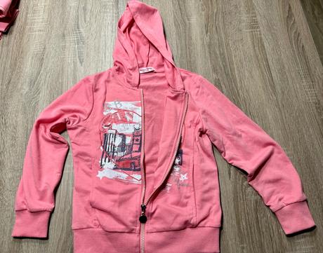 Tepláková súprava, 134