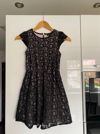 Dievčenské šaty velk.134/140, 134