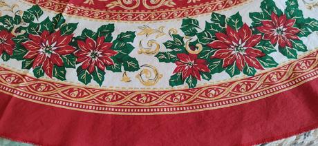 Prekrásny vianočný obrus,