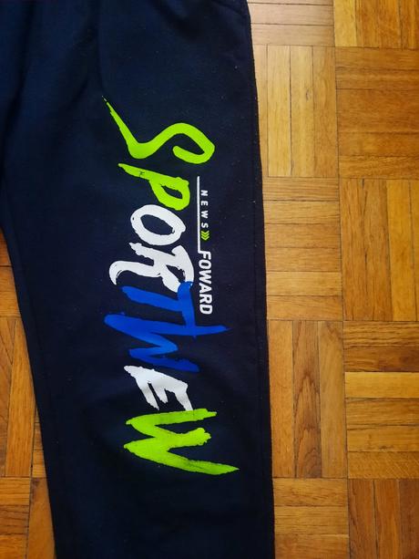 Chlapčenské tepláky, 140