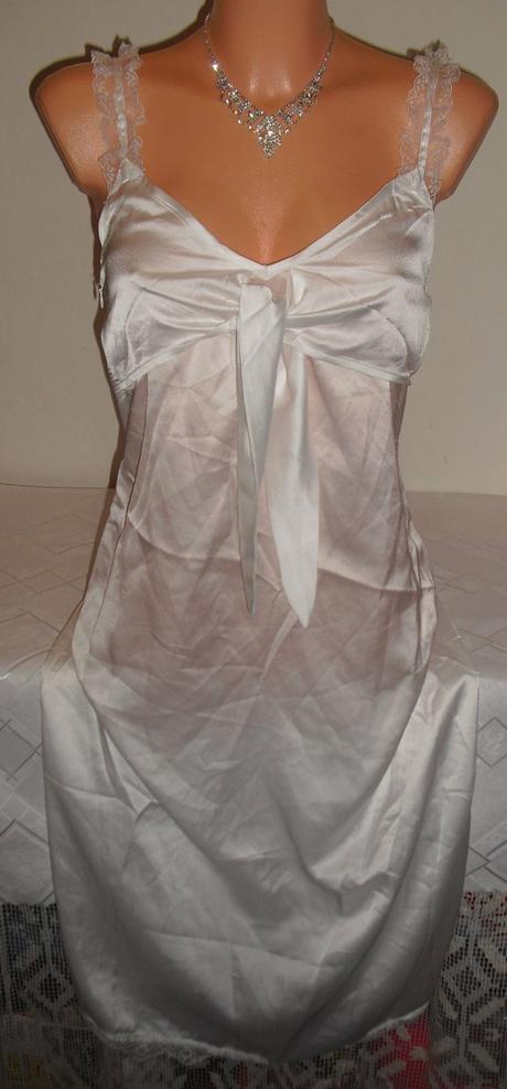 Shein 108 cm dlha svadobna kosielka, s