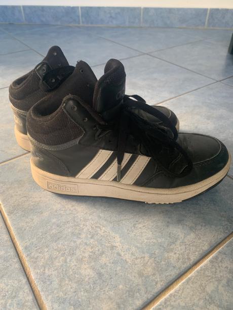 Chlapcenske topanky adidas, adidas,35