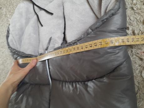 Fusak do autosedačky, 