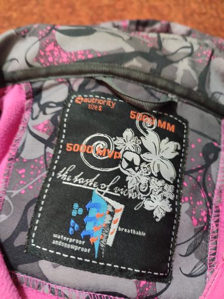 Softshellová bunda, authority,s
