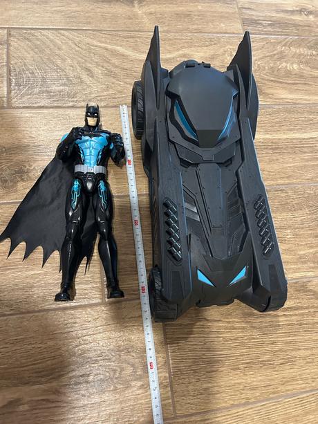 Batman auto s batmanom,