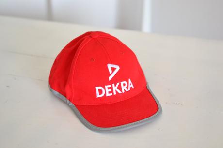 Detská červená šiltovka, 