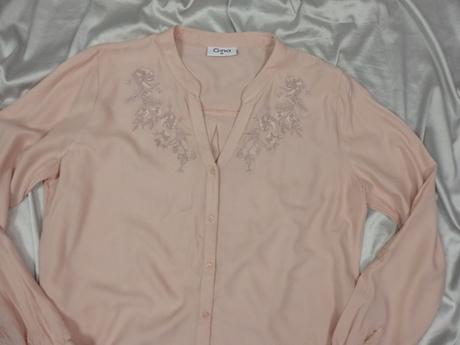 Kvalitná dámska blúzka, gina,42