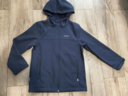 Softshellová bunda nenosená, 146