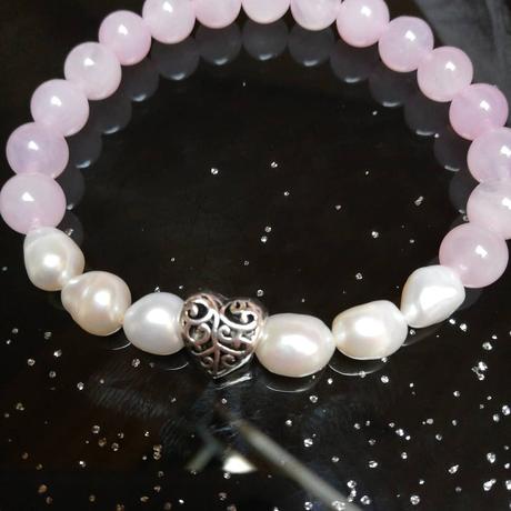 Handmade náramky, kľúčenky, talizman do auta, 