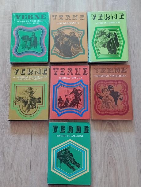 7 ks jules verne knižky,
