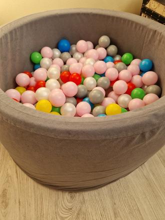 Bazén s guličkami, 