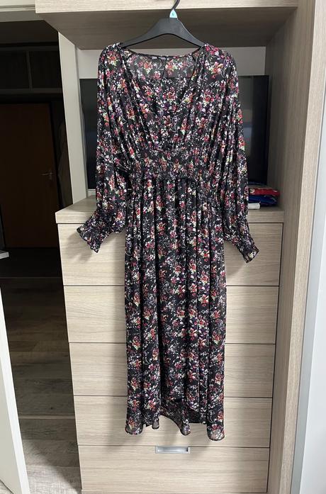 Kvietkovane šaty, zara,m