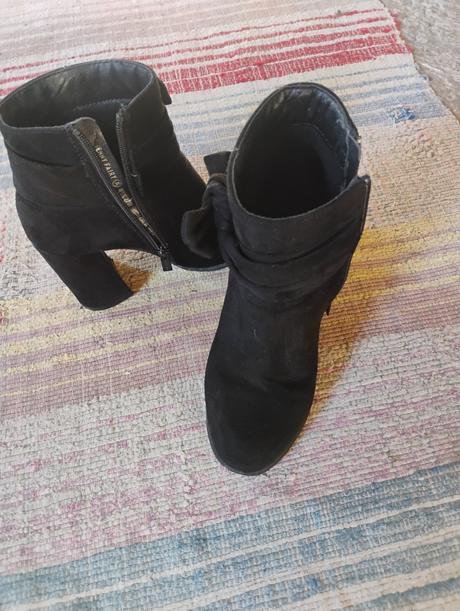 Cizmy s mašľou, 36