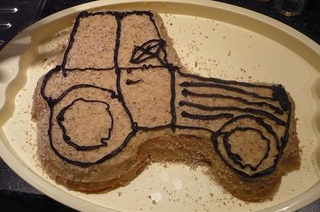 Forma na pečenie traktor, 