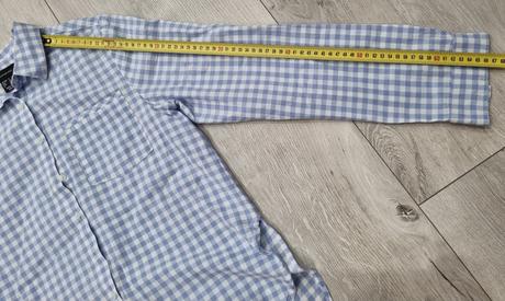 Kockovaná košeľa č. 36, atmosphere,36