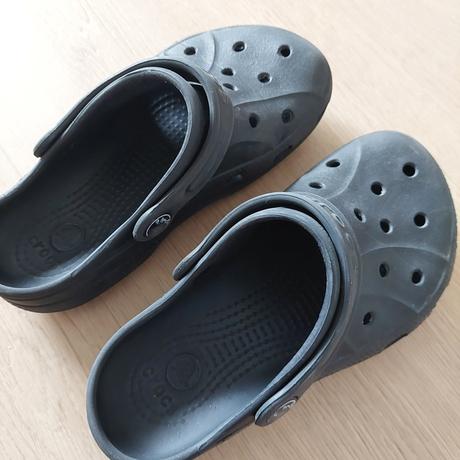 Crocs, crocs,32