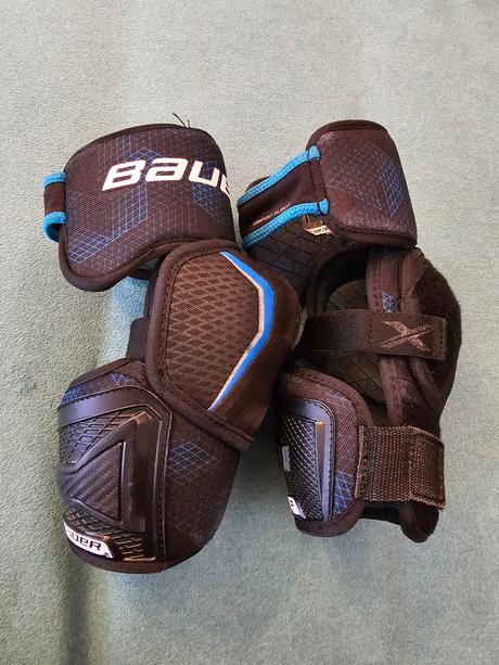Hokejové chrániče lakťové - bauer - veľkosť m, bauer,m