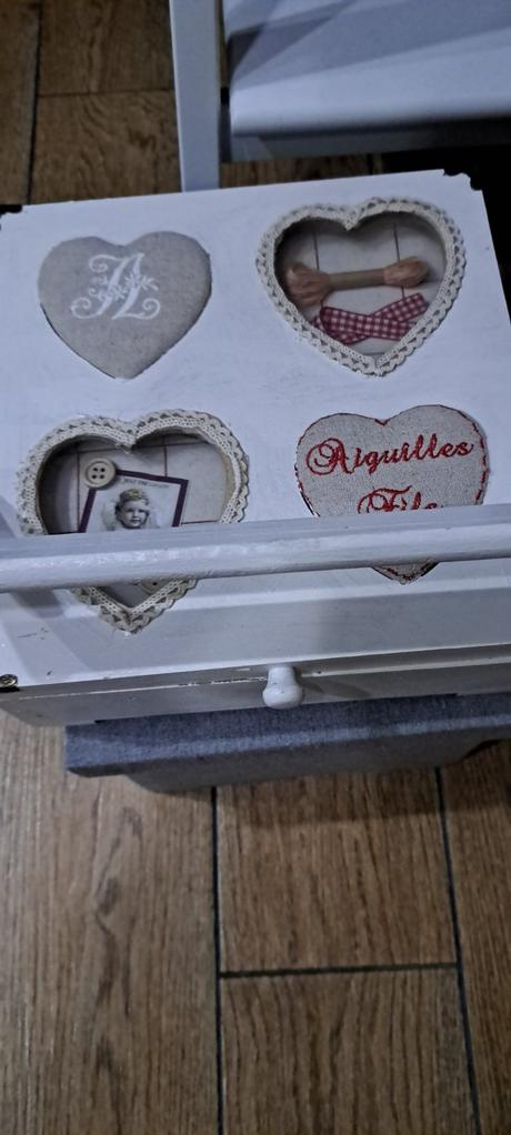 Box dreveny na sitie, 