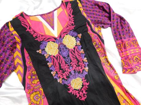 Velmi pekna tunika, 36