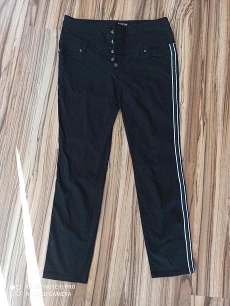 Dámske rifle s vysokým pásom, 44