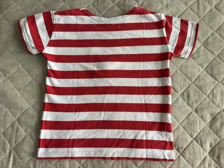 Pískacie tričko, 116