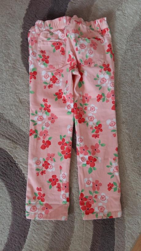 Kvietkovane rifle, gymboree,110