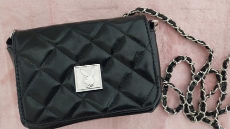 Malá čierna kabelka playboy, playboy