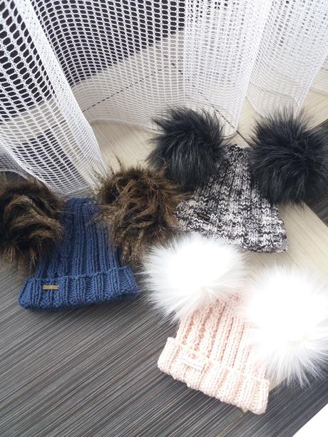 Čiapočka s 2 brmbolcami, 74 - 158