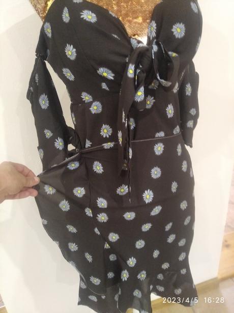 Romantické šaty, m