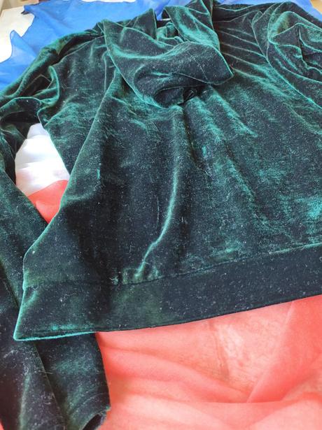 Smaragdová mikina, m