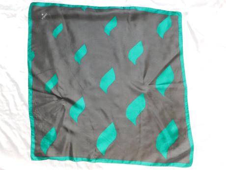 Omega kvalitná luxusna hodvabna elegantná šatka, l