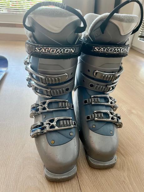 Lyze a lyziarky + palice, fischer,160-169 cm