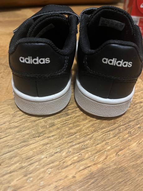 Tenisky adidas, adidas,25