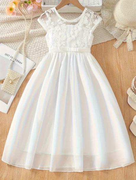 Šaty na prijimanie, 134 - 164