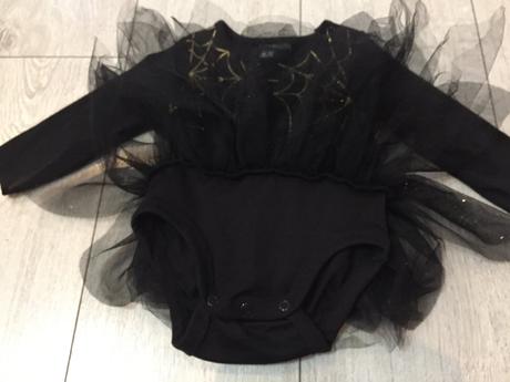 Dievčenske body čarodejnica 2-6 mesiacov,