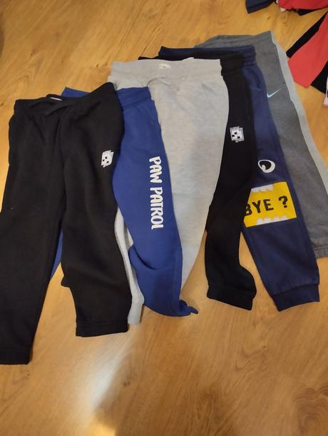 Balík oblečenia, 104–116