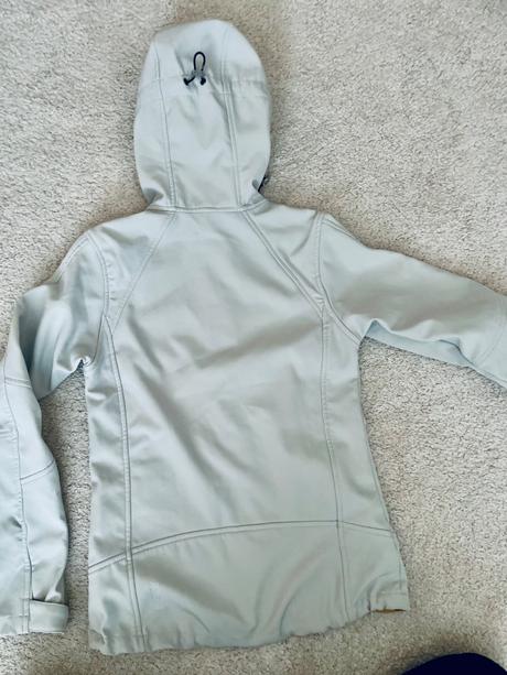 Softshelova bunda, 36