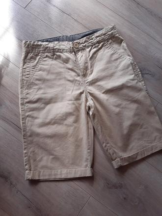 Nohavice krátke 152, chapter young,152