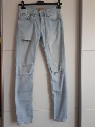 Dámske rifle, bershka,32