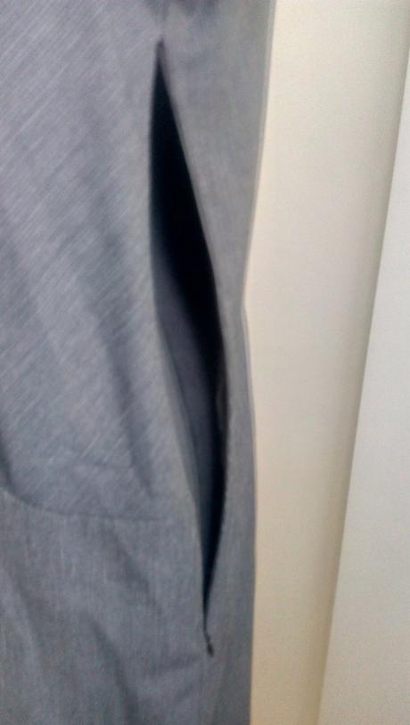 Koktejlové šaty s golierom, s.oliver,42