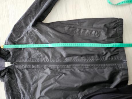 Bunda do dažďa 152, decathlon,152