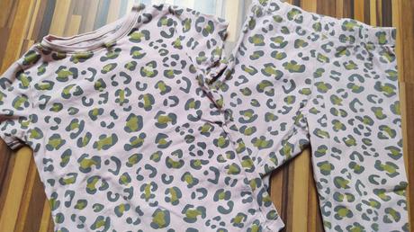 Pyžamo, reserved,98