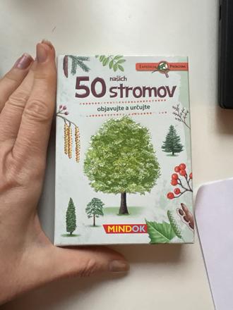 Objavujte a určujte 50 stromov, 