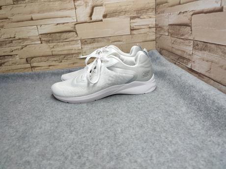 Skechers 38 - dámske svetlé tenisky, skechers,37